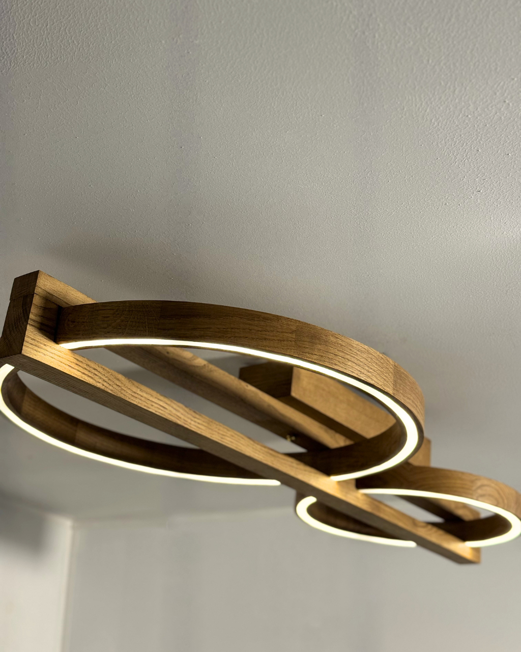 LightWood™  — LED-люстра з масиву дуба "Galaxy"