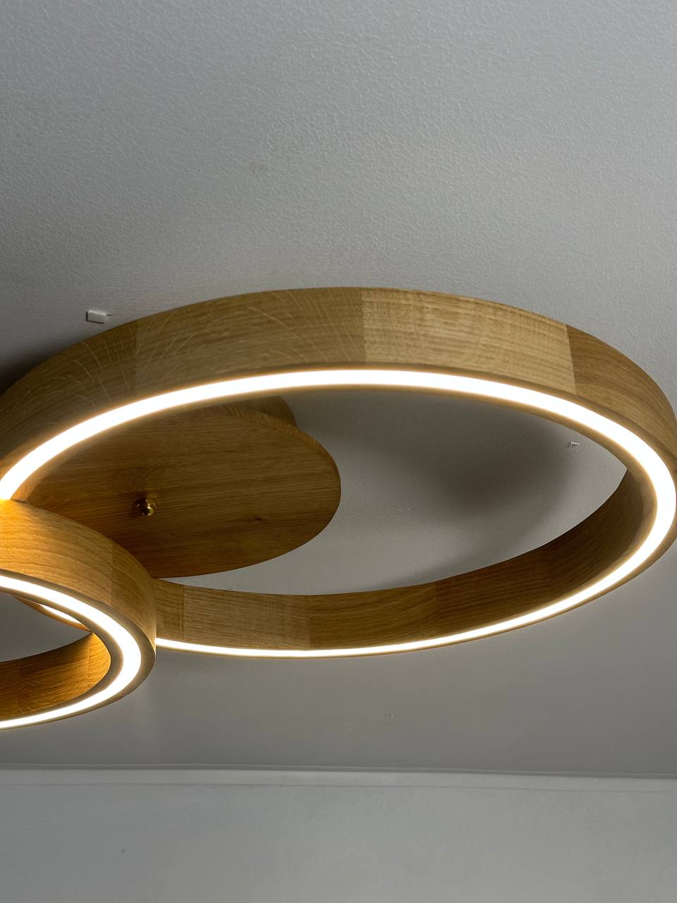 LED-люстра "Insight"