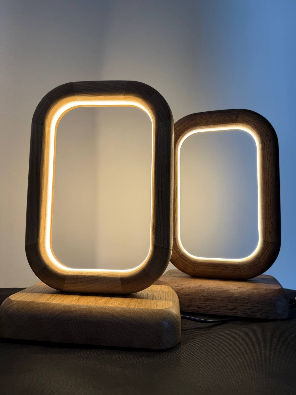 LED table lamp "Portal"
